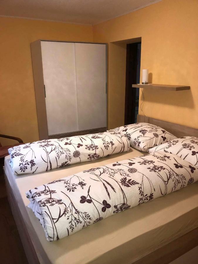 Apartma Evi Zaga Bagian luar foto
